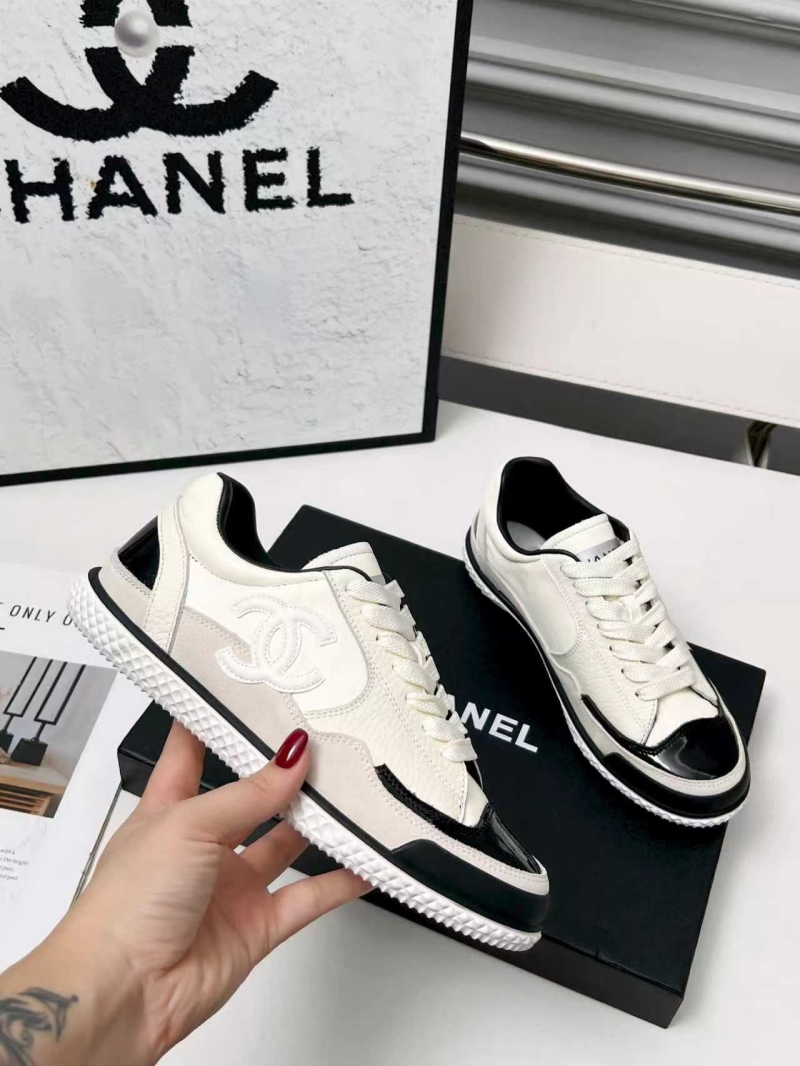 Ch**el sport shoes